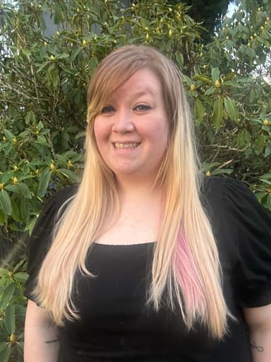 Megan Hills, Therapist In Bothell, Washington